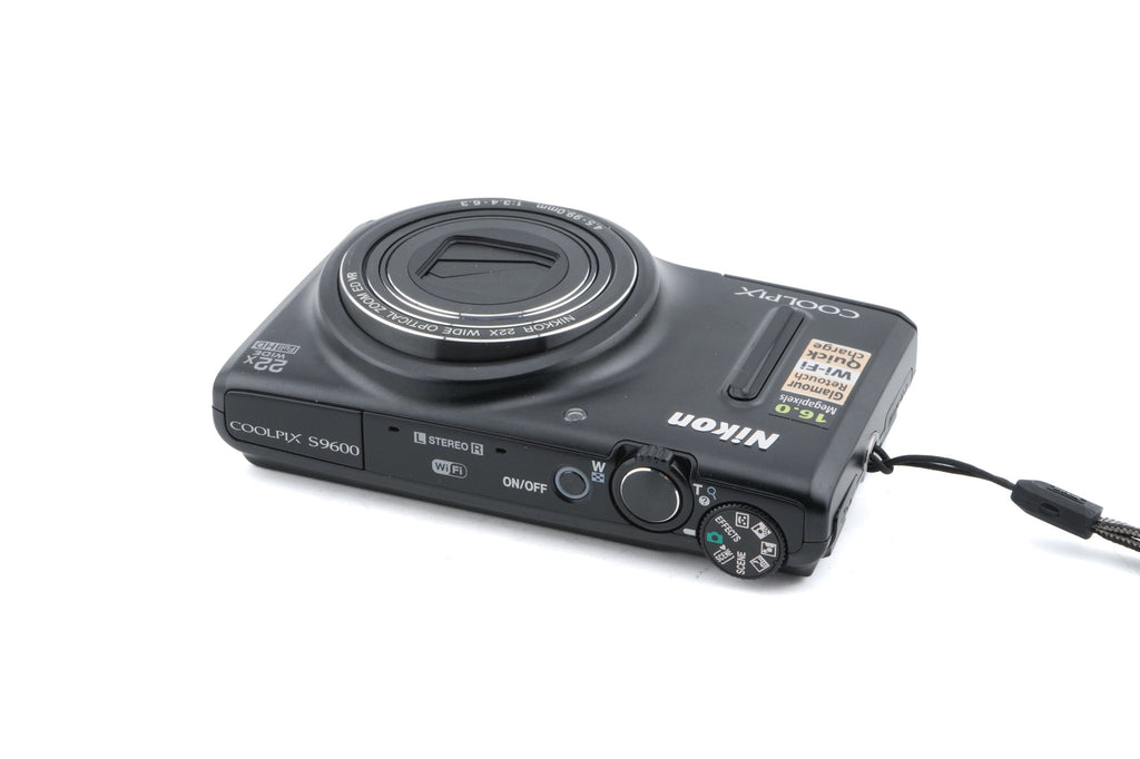 Nikon Coolpix S9600