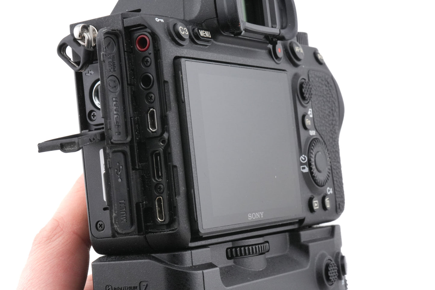 Sony A7R IV + VG-C4EM Vertical Grip