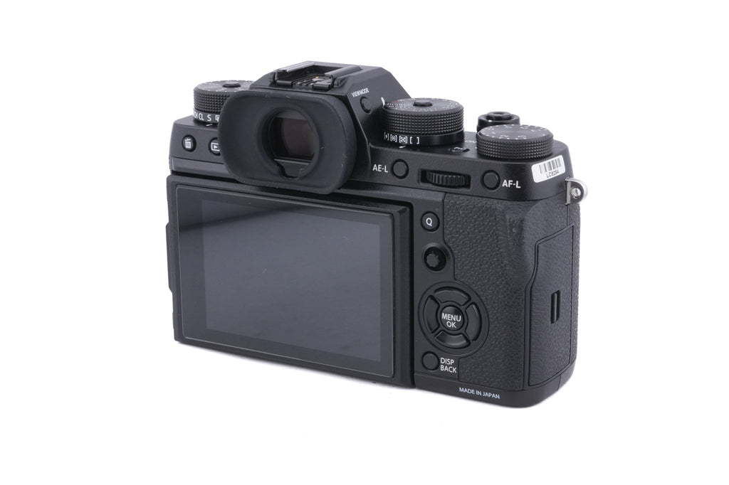 Fujifilm X-T2 + Fujifilm X-T2 Grip