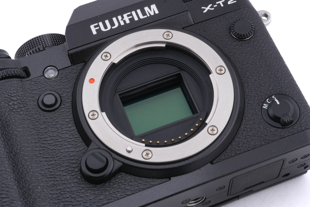 Fujifilm X-T2 + Fujifilm X-T2 Grip