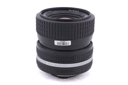 Nikon 35-70mm f3.3-4.5 Zoom-Nikkor AI-S