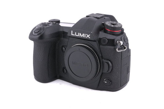 Panasonic Lumix DC-G9