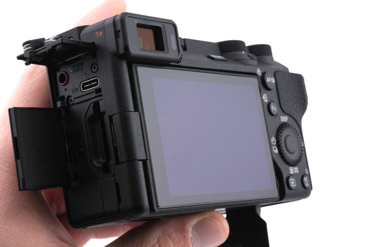 Sony A6700