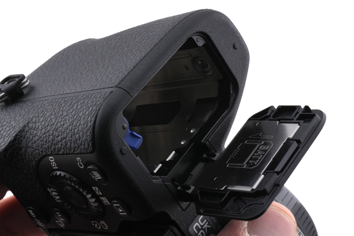 Sony A6700