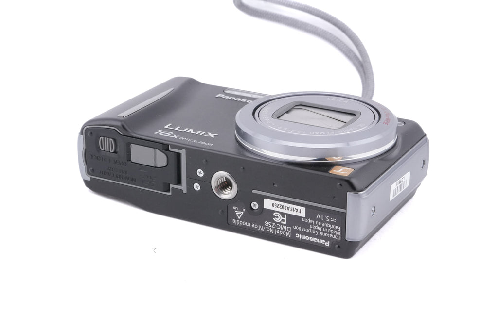 Panasonic Lumix DMC-ZS8