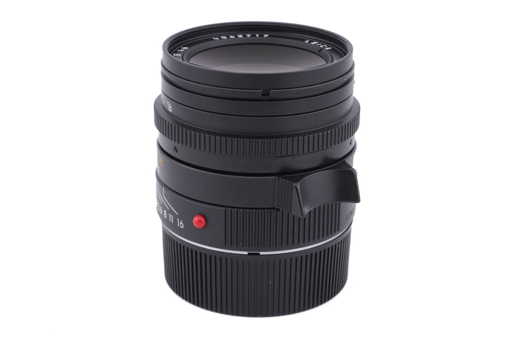 Leica 35mm f1.4 Summilux-M ASPH. (Type II) (Black, 11874) + Lens Hood (28mm f2 / 35mm f1.4) (12589)