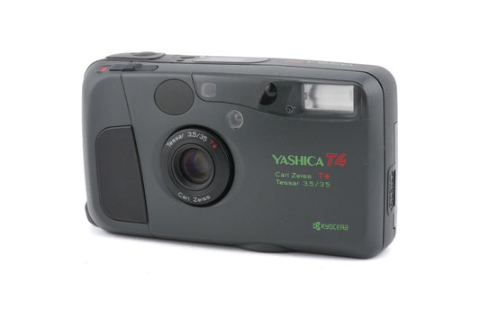 Yashica T4