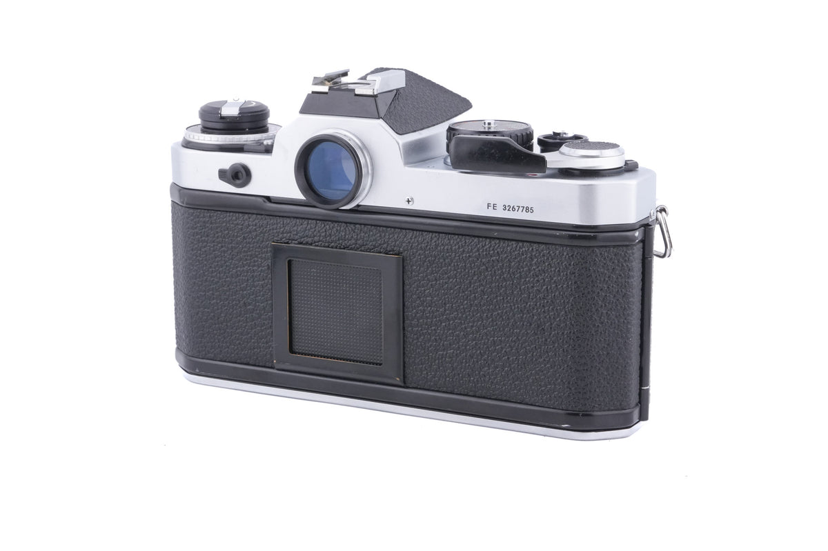 Nikon FE