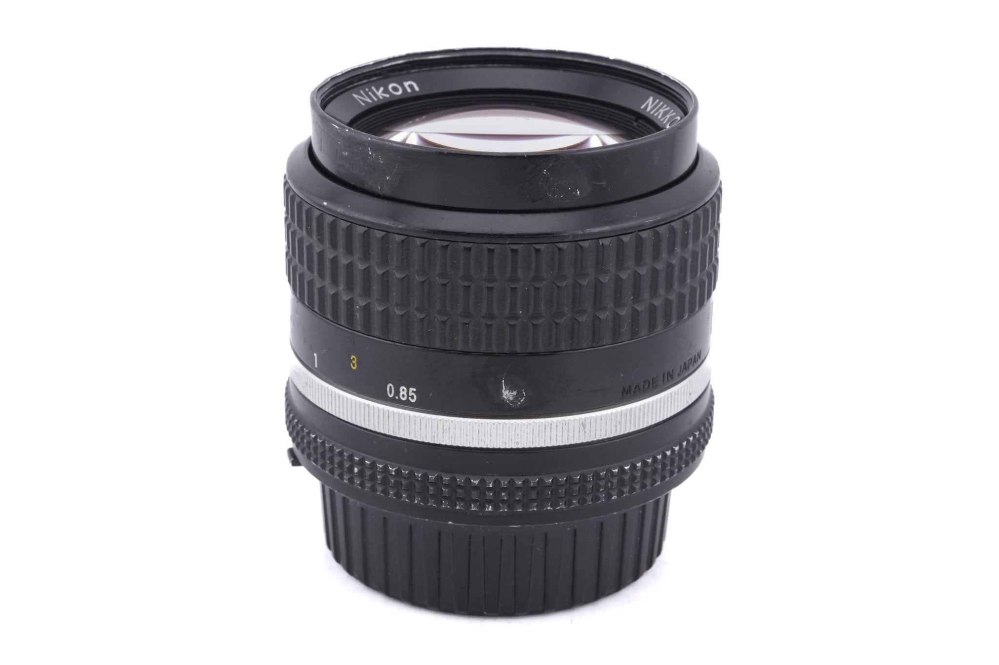 Nikon 85mm f2 Nikkor AI-S