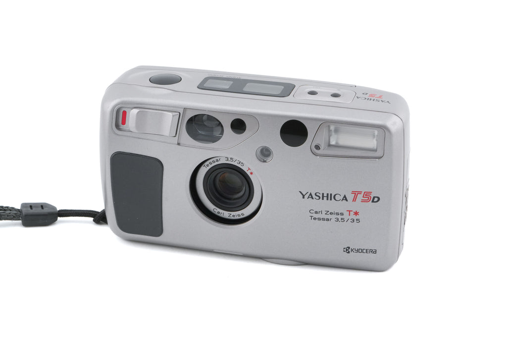 Yashica T5D