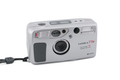 Yashica T5D