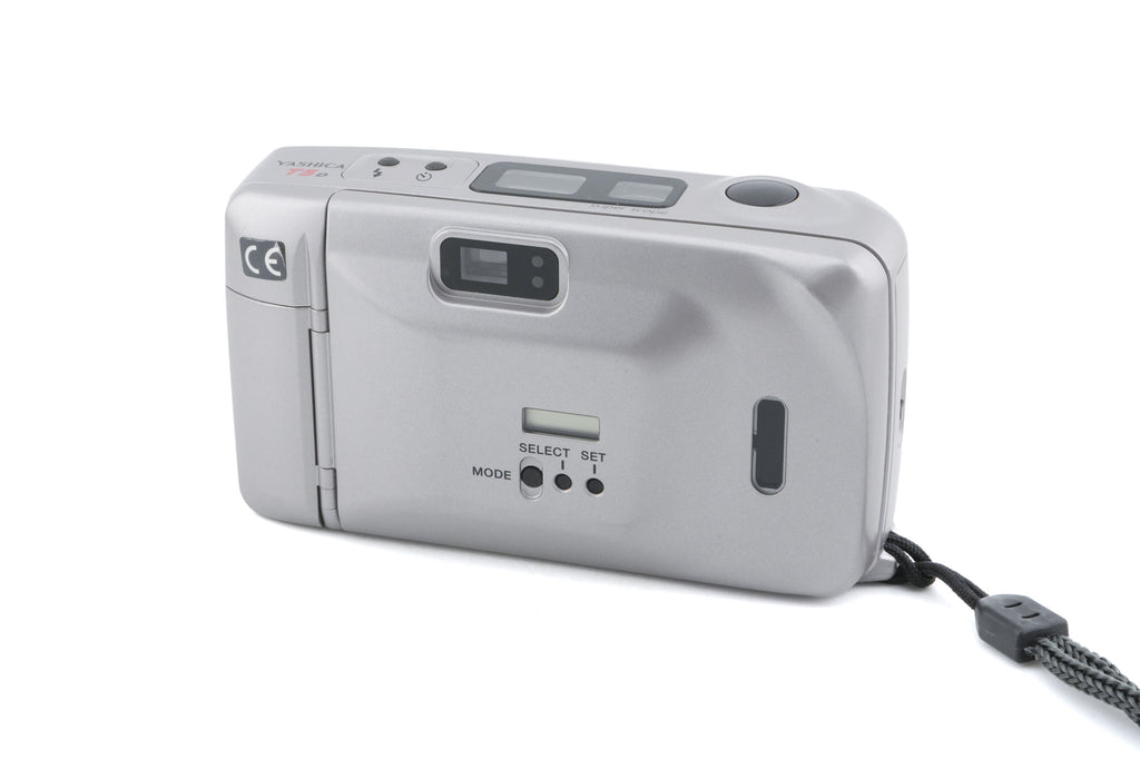 Yashica T5D