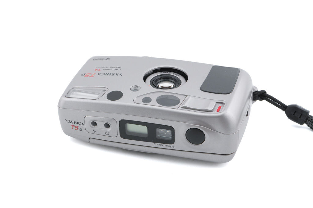Yashica T5D