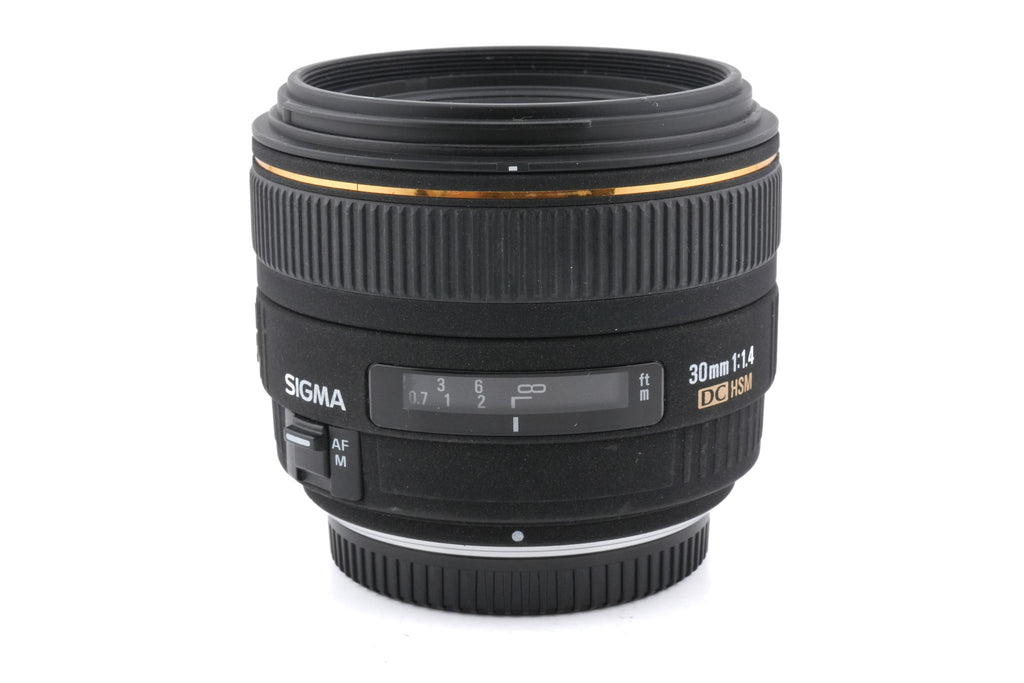 Sigma 30mm f1.4 DC HSM