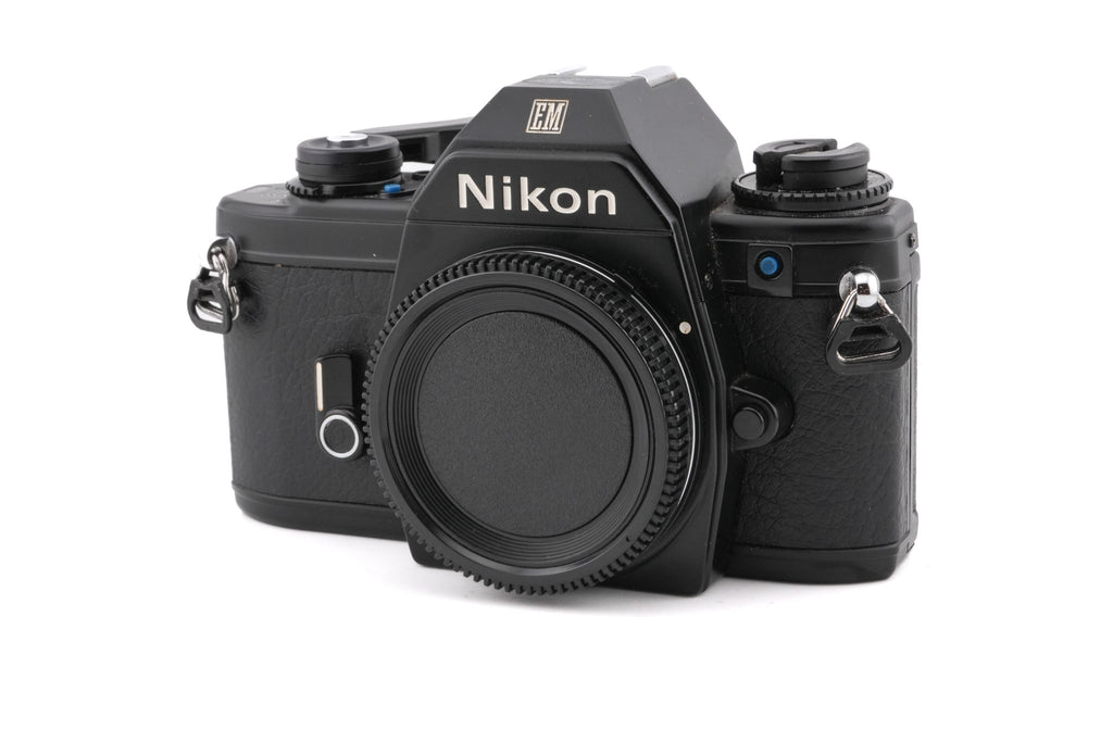 Nikon EM