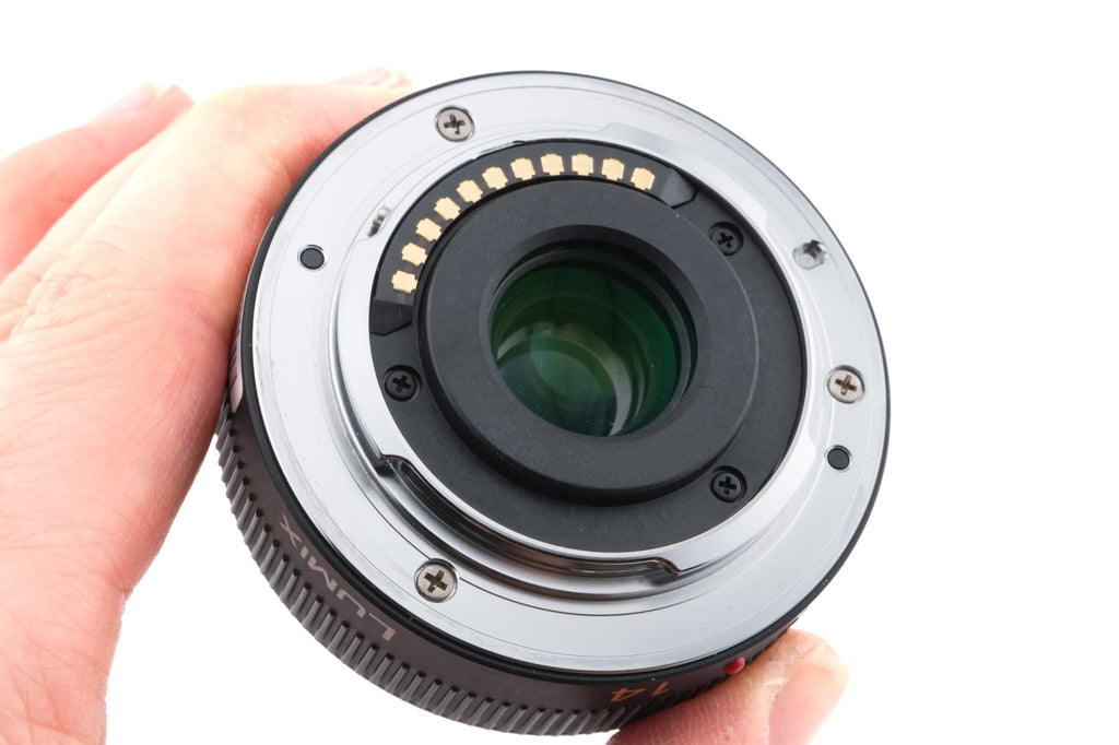 Panasonic 14mm f2.5 Lumix G ASPH. (H-H014)