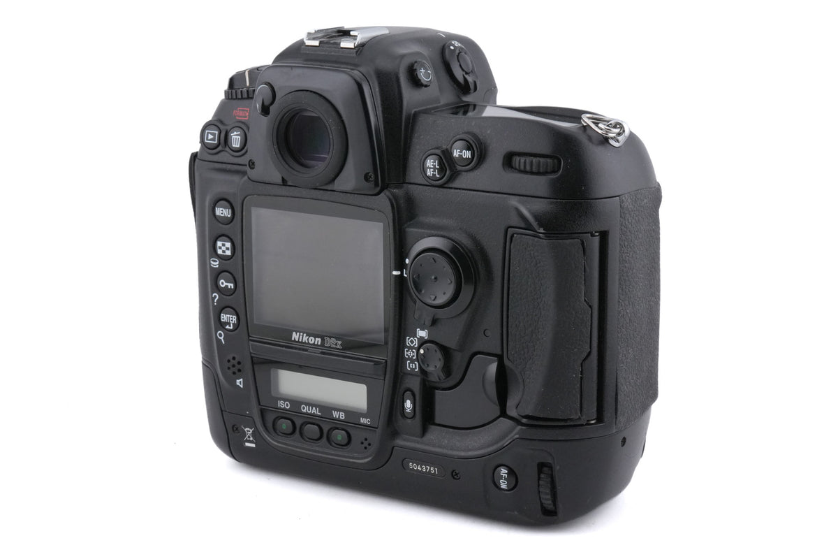 Nikon D2x