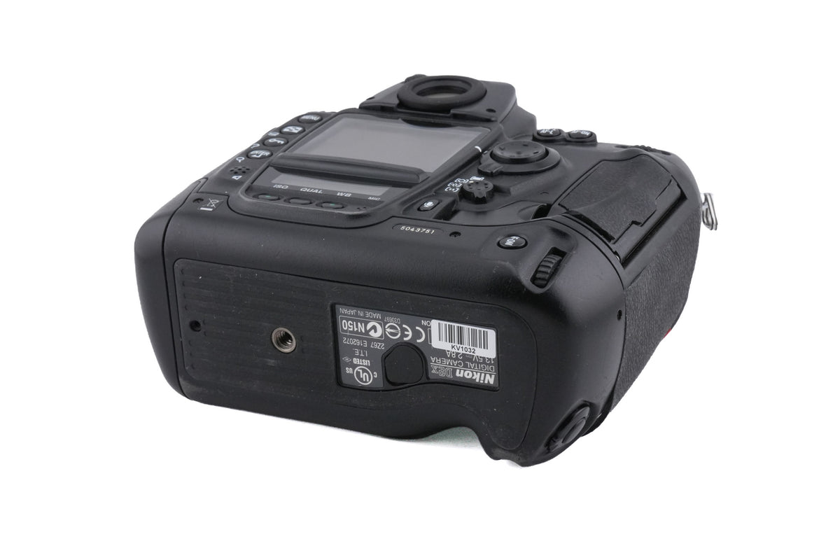 Nikon D2x