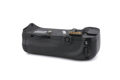 Nikon MB-D10 Multi-Power Battery Pack