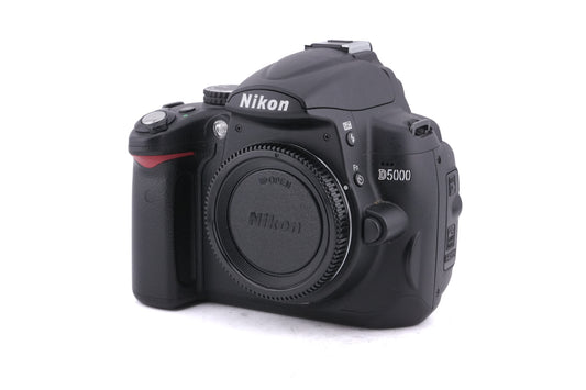 Nikon D5000