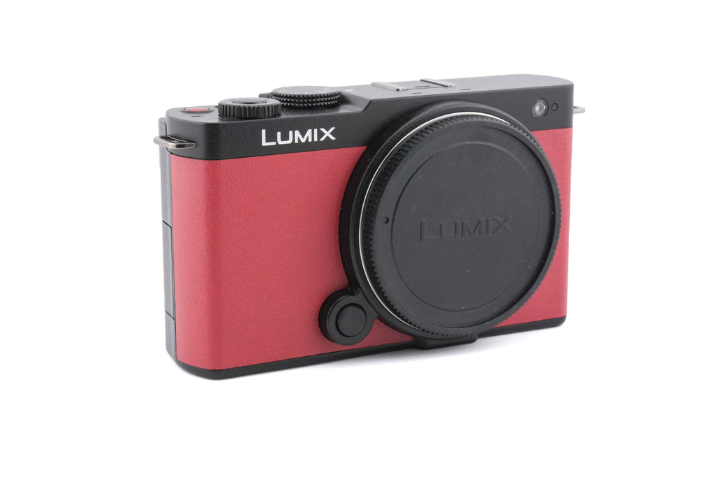 Panasonic Lumix DC-S9