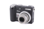 Nikon Coolpix P5000