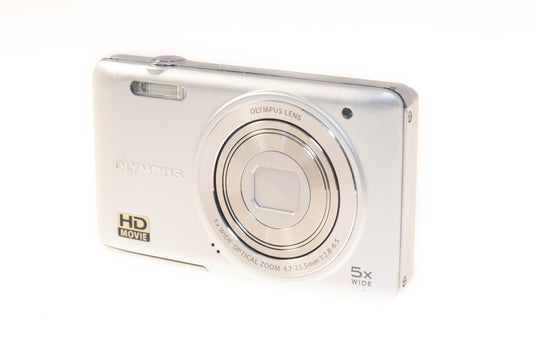 Olympus D-715