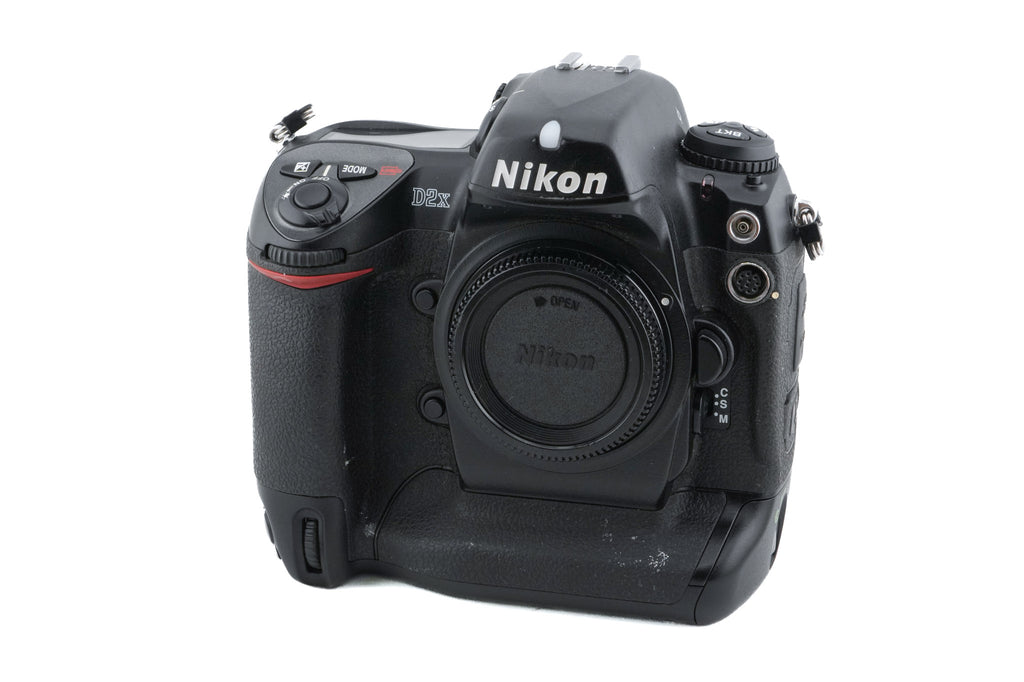 Nikon D2x