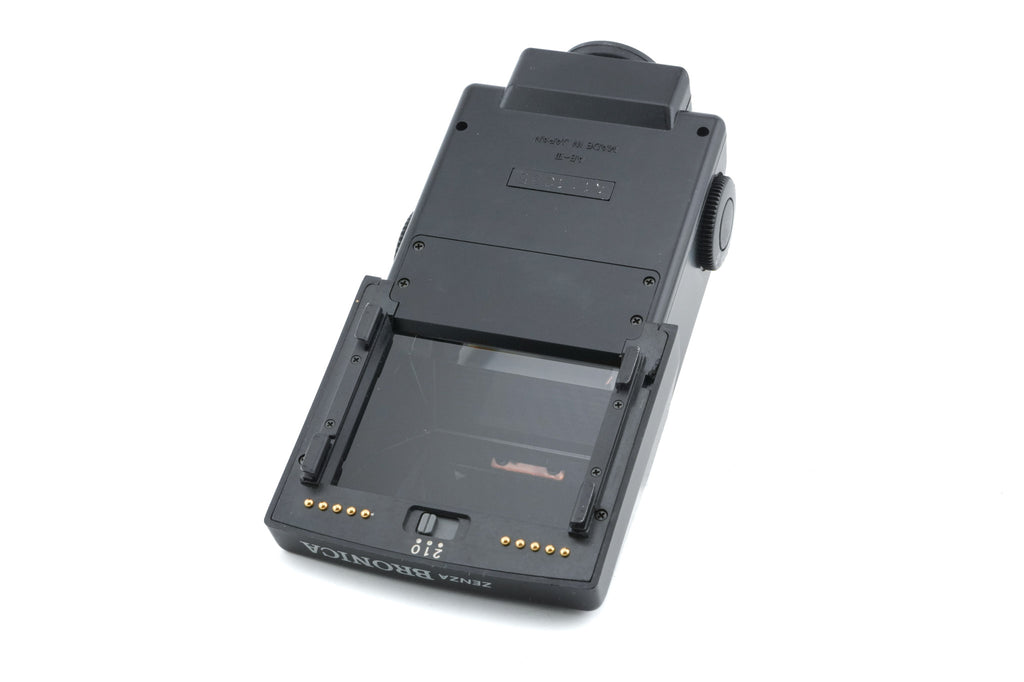 Zenza Bronica AE-III Prism Finder E
