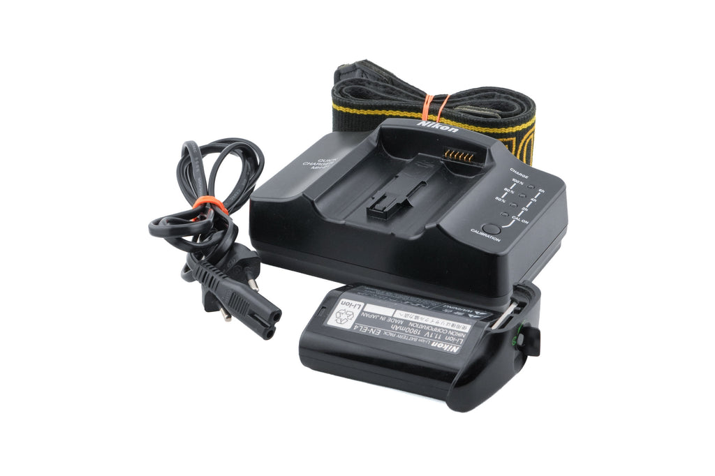 Nikon D2H