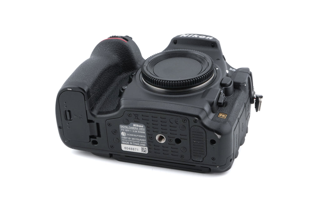 Nikon D850