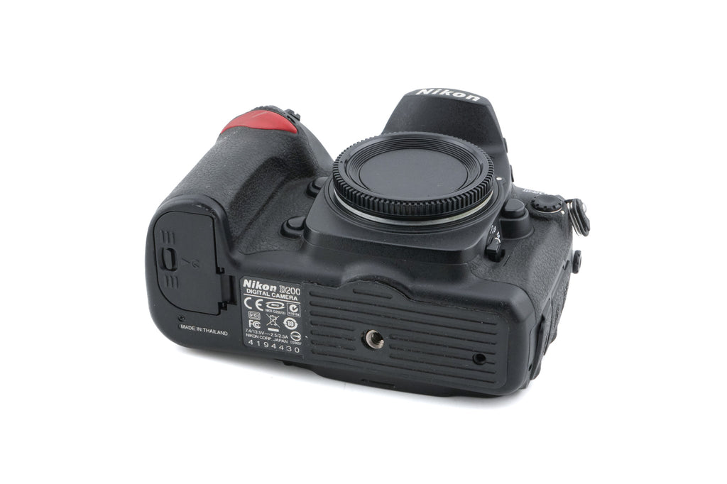 Nikon D200