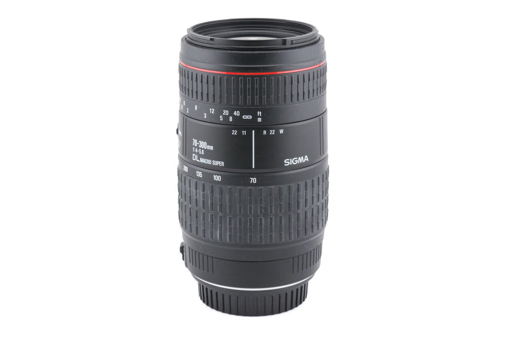 Sigma 70-300mm f4-5.6 DL Macro Super