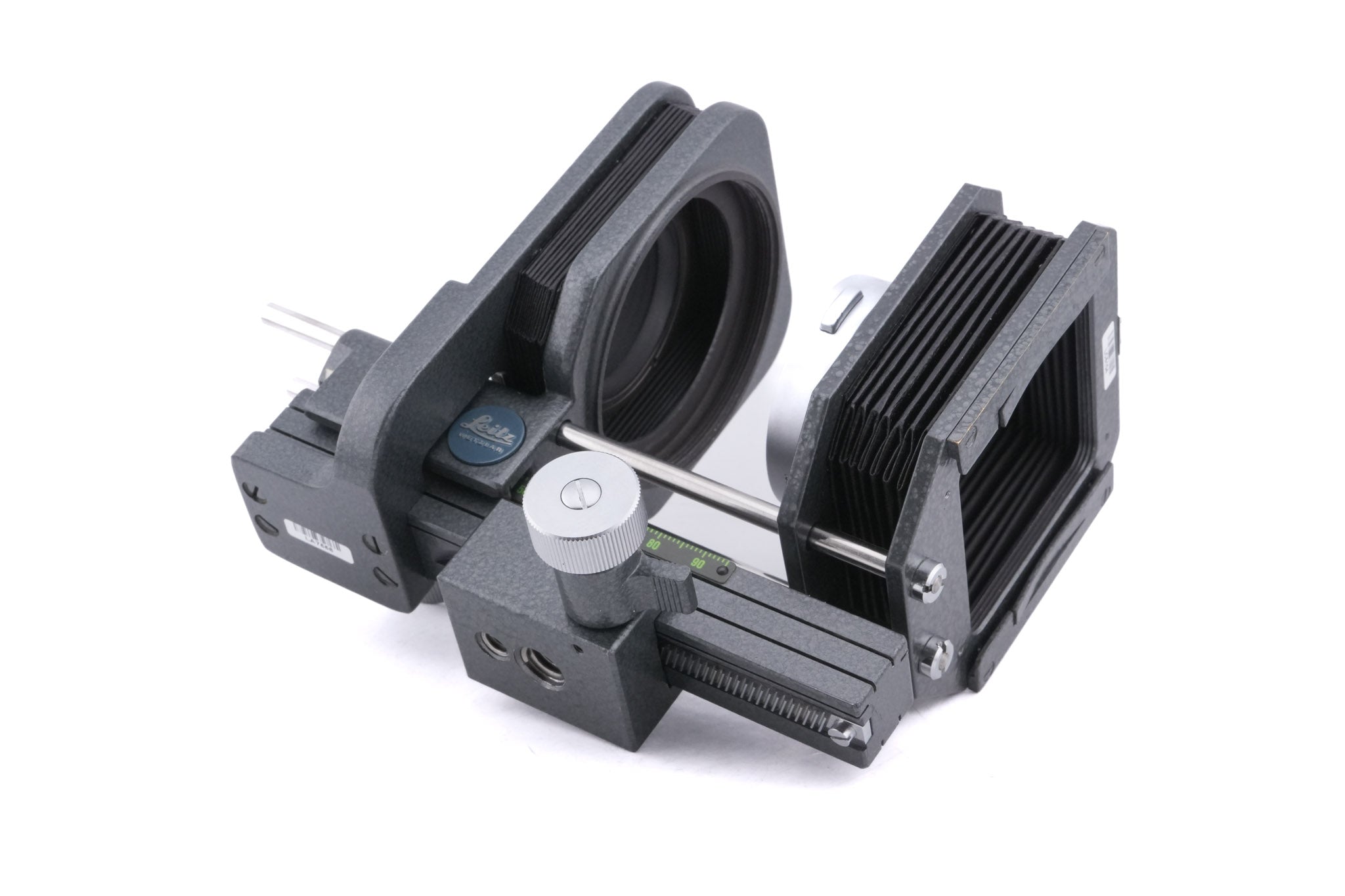 Leica Bellows II (16556) + E39 Large Extending Bellows Lens Hood (16557Q)