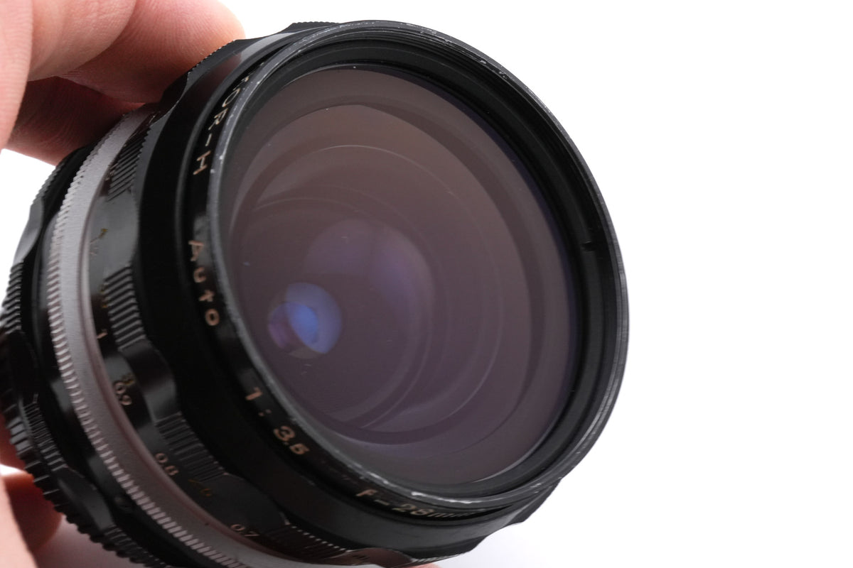 Nikon 28mm f3.5 Nikkor-H Auto Pre-AI