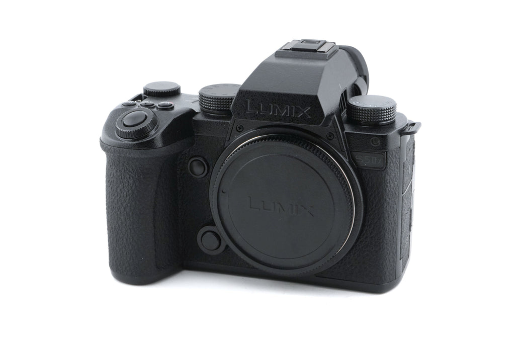 Panasonic Lumix DC-S5 IIX