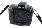 Nikon F90X + MB-10 Battery Pack