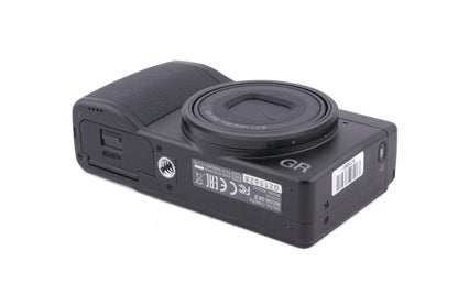 Ricoh GR III
