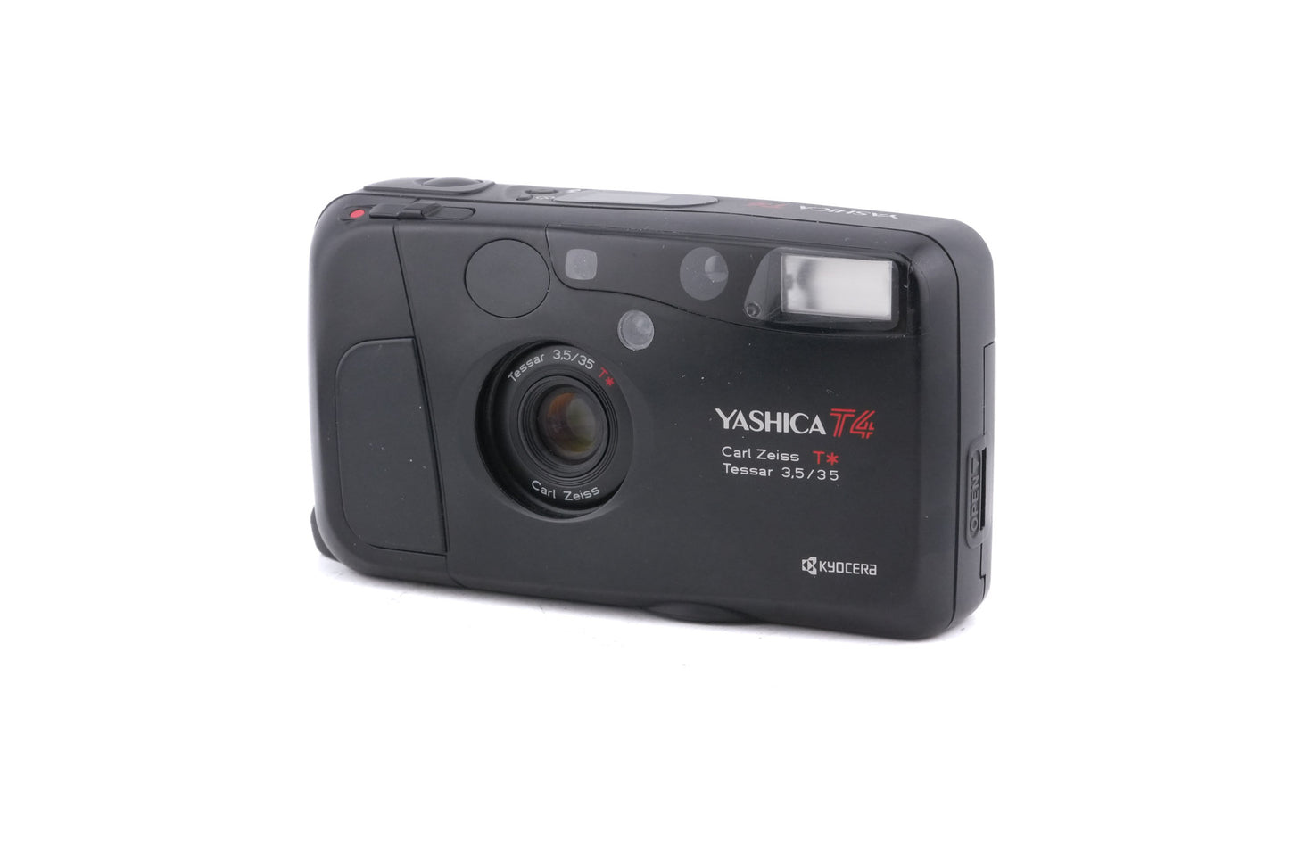 Yashica T4