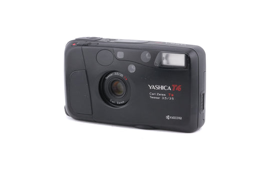 Yashica T4