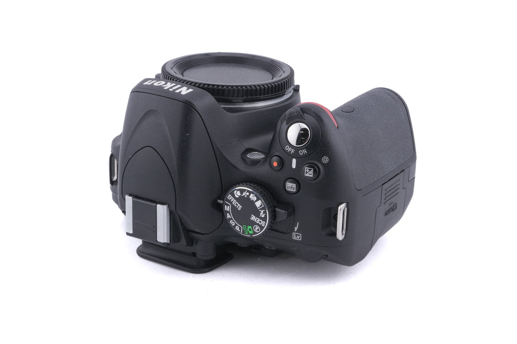 Nikon D5100