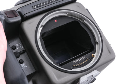 Hasselblad H3DII + H3D 39MP Multishot (MS) Digital Back + HVD 90x Viewfinder