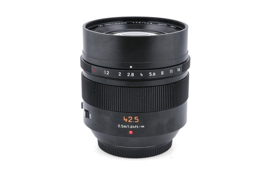 Panasonic 42.5mm f1.2 Leica DG Nocticron ASPH. Power O.I.S. (H-NS043)
