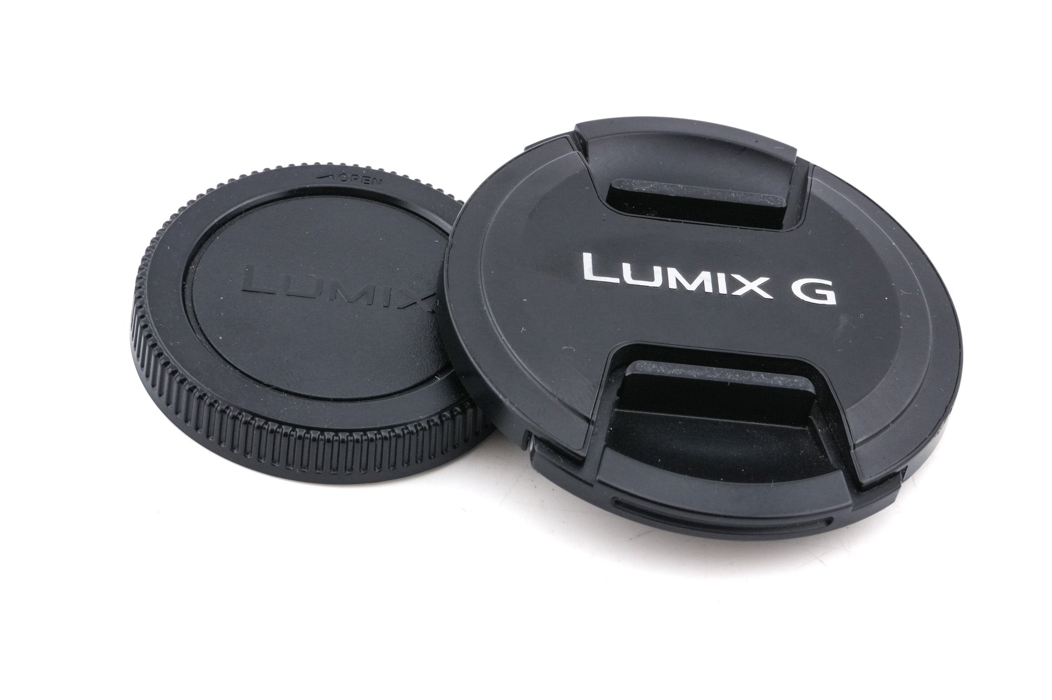 Panasonic 42.5mm f1.2 Leica DG Nocticron ASPH. Power O.I.S. (H-NS043)