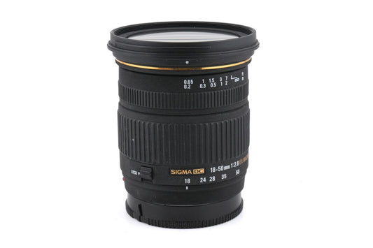 Sigma 18-50mm f2.8 DC EX Macro