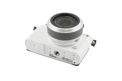 Nikon 1 S1 + 11-27.5mm f3.5-5.6 1 Nikkor