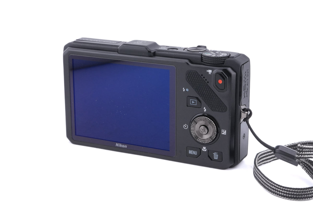 Nikon Coolpix S9300