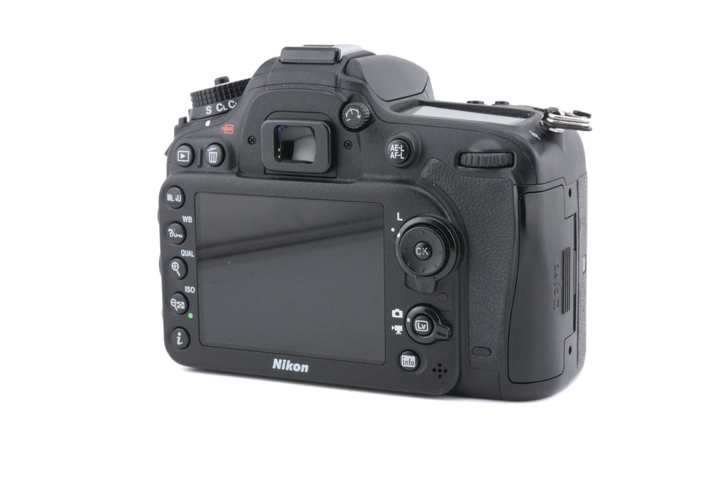 Nikon D7200
