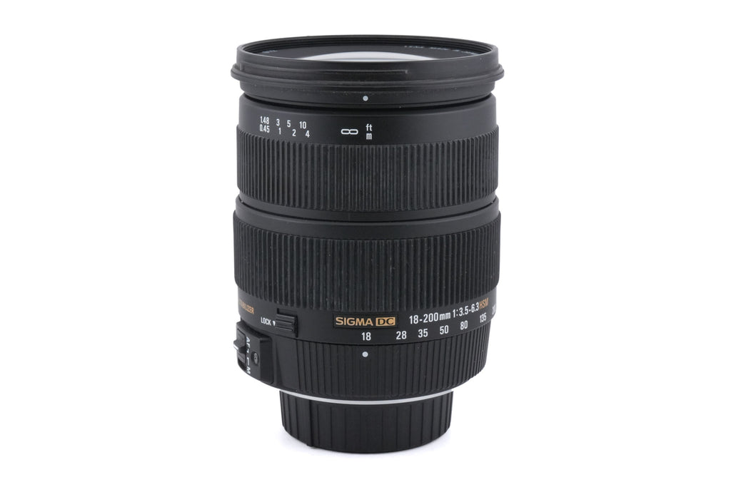 Sigma 18-200mm f3.5-6.3 DC OS HSM