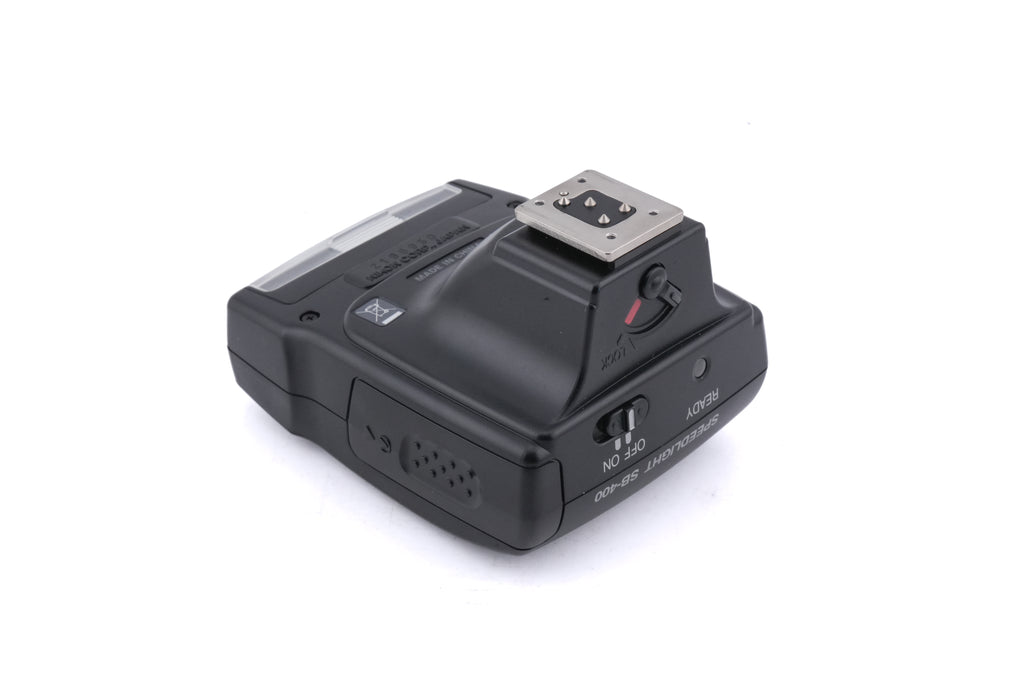 Nikon SB-400 Speedlight